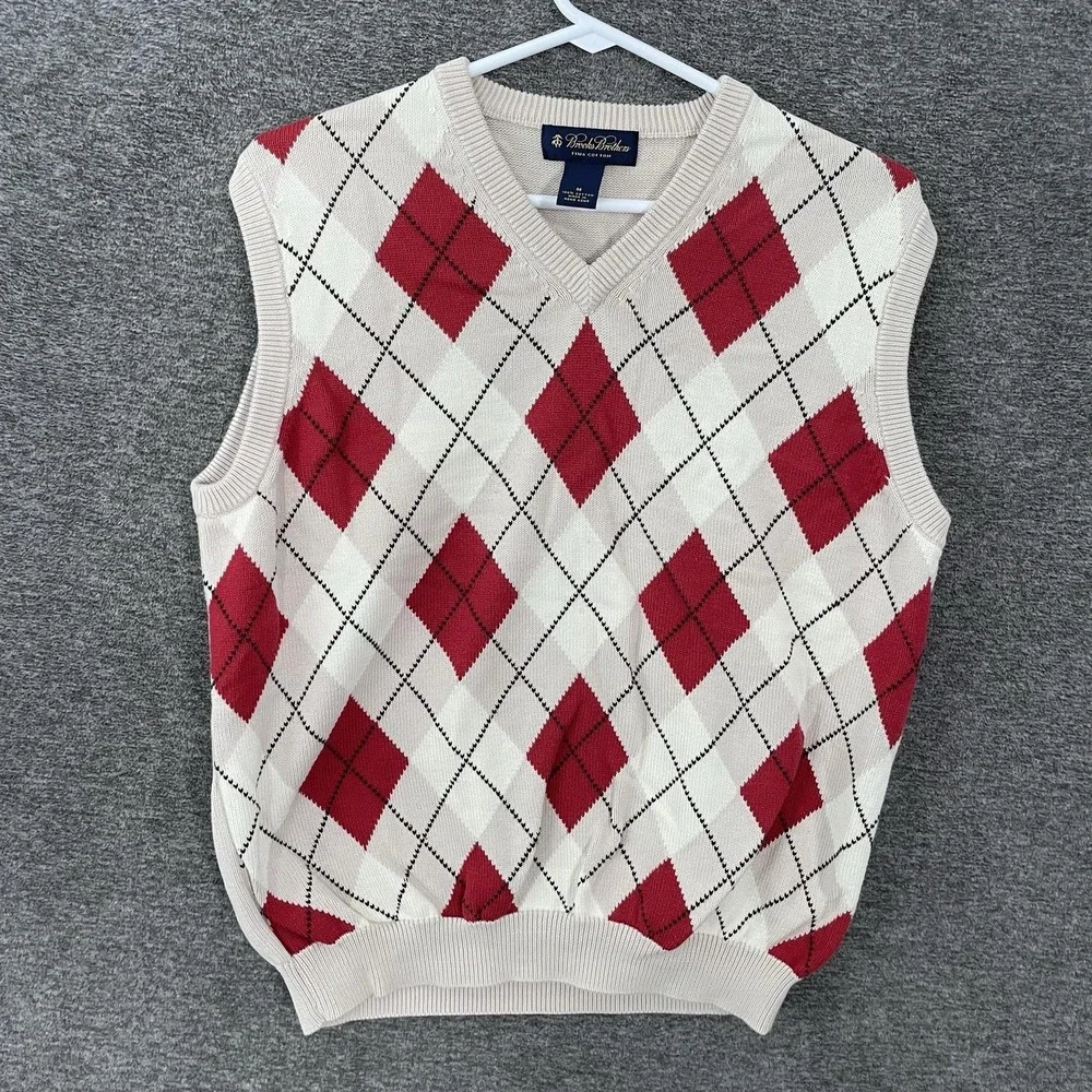 Brooks Brothers Sweater Vest Mens Medium Beige Red Pima Cotton Argyle V Neck